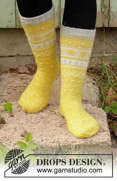 193-9 Lemon Pie Socken von DROPS Design