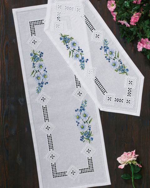 Stickset Hardanger mit Blumen 30 x 83 cm