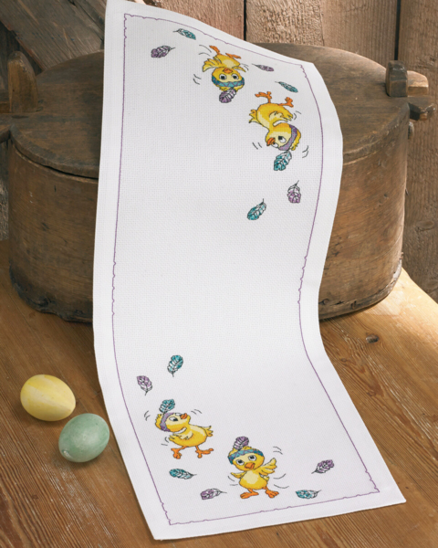 Stickpackung Tanzende Küken 24 x 67 cm