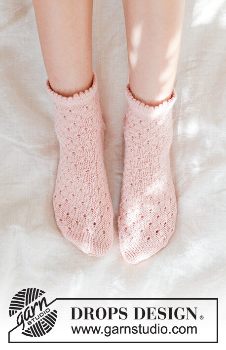 247-19 Pretty in Peach Socks by DROPS Design