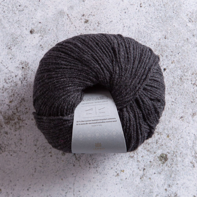 Järbo Select No 2 Recycled Cashmere Blend 04 Ebony