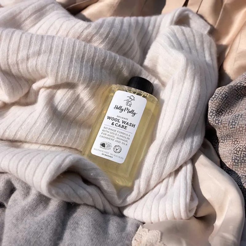 Holly Molly Delicate Wool Wash 300ml – 1 Stk
