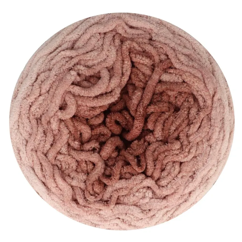 Scheepjes Big Darling Monochrome Cake 405 Red Panda