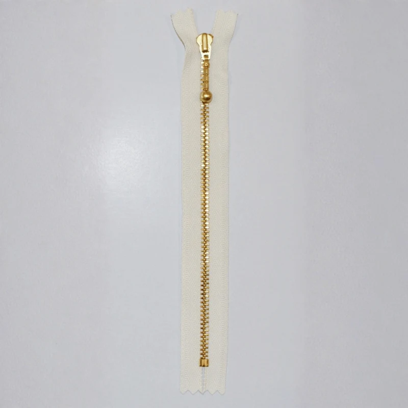 YKK Reißverschluss, Messing, 4 mm 841 Ecru