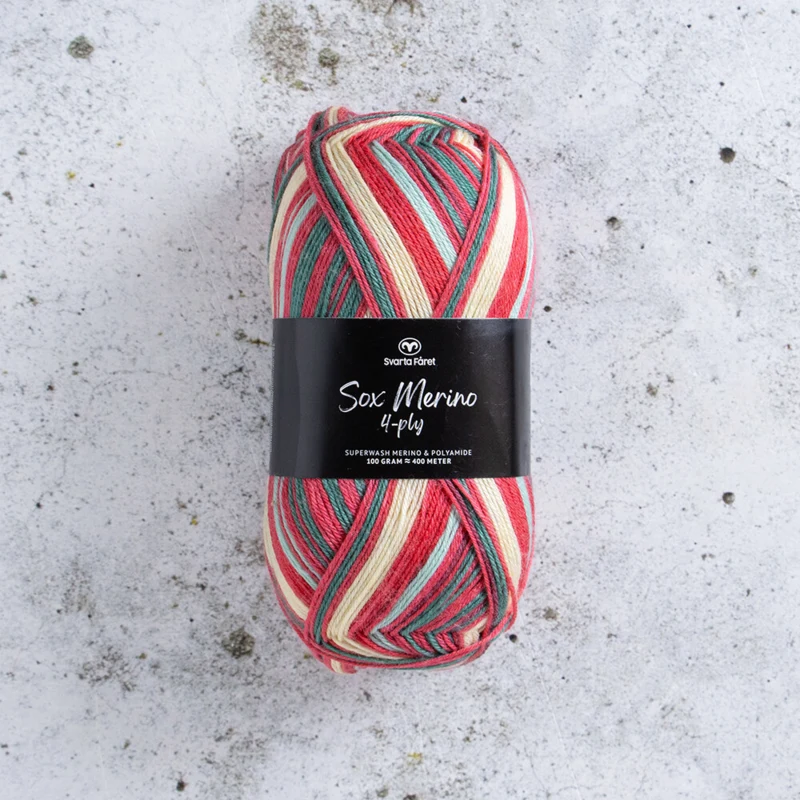 Svarta Fåret Sox Merino 4 ply 19 Apfelwagen