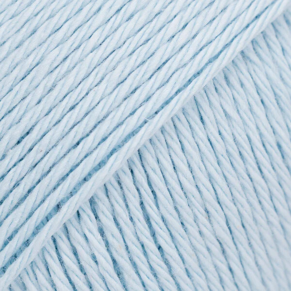 DROPS Magic 26 Eisblau (Uni Colour)