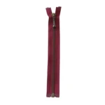 YKK Teilbarer Reißverschluss Metall 4 mm (25-65 cm) 527 Bordeaux, Antikmessing